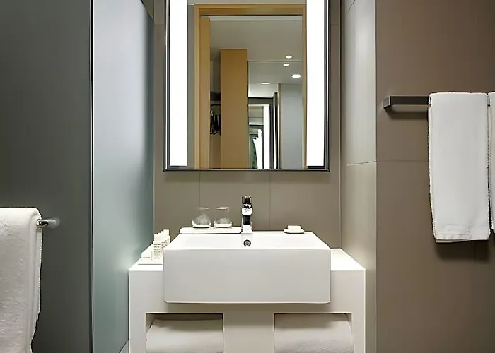 L7 Myeongdong By Lotte Hotel 4*